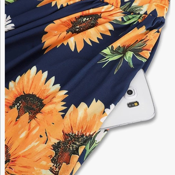 OUGES Women's V-Neck Pattern Pocket Maxi Long Dress - Picture 4 of 4